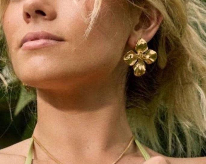 Hibiscus flower shape | gold | waterproof 